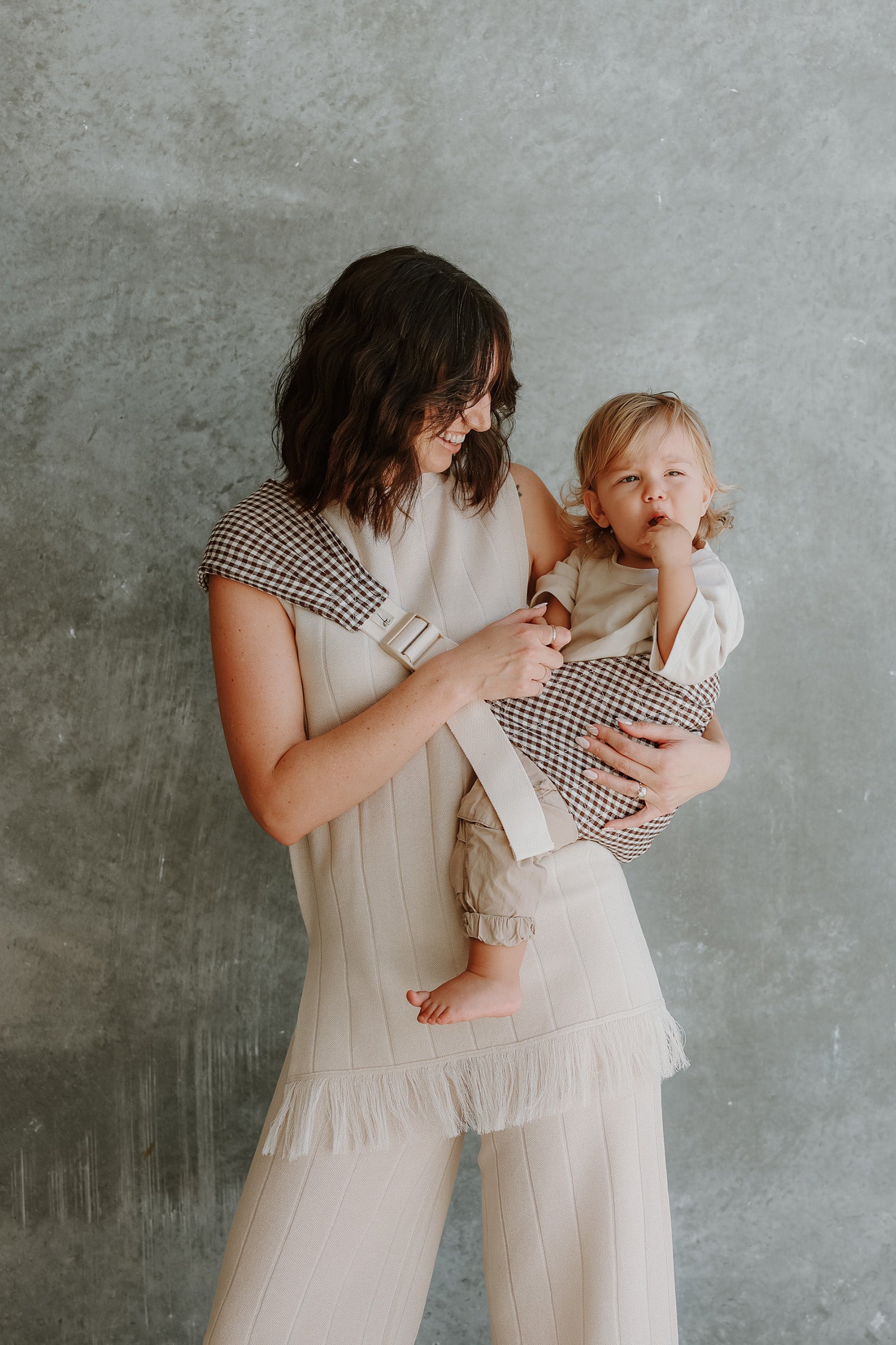 Pre-Order Hipsy Carrier - Elston