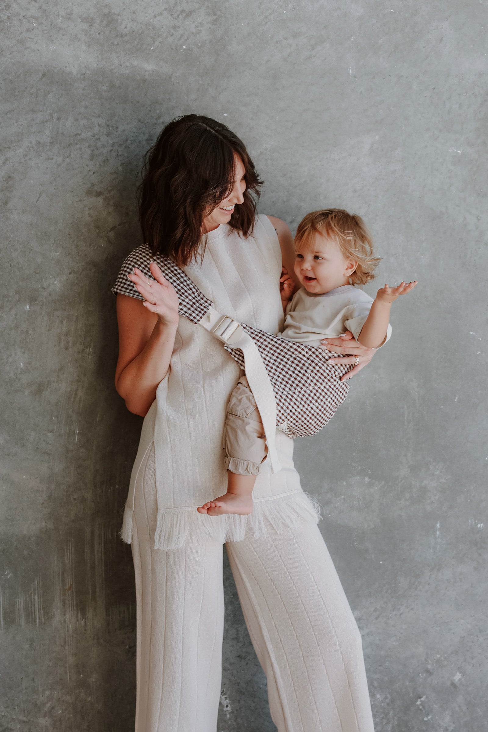 Pre-Order Hipsy Carrier - Elston